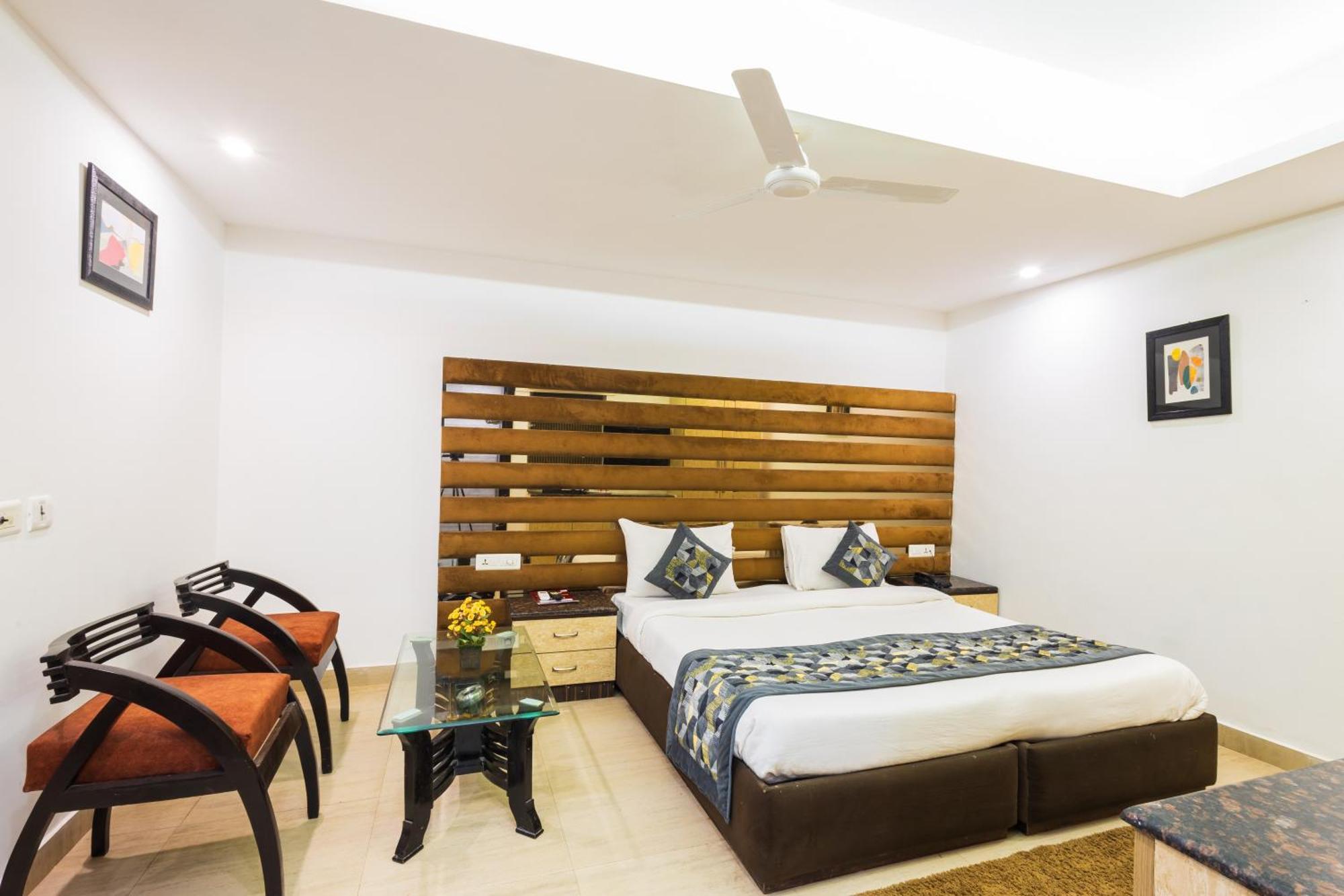 Hotel The Gold Inn - Karol Bagh Delhi Exteriör bild